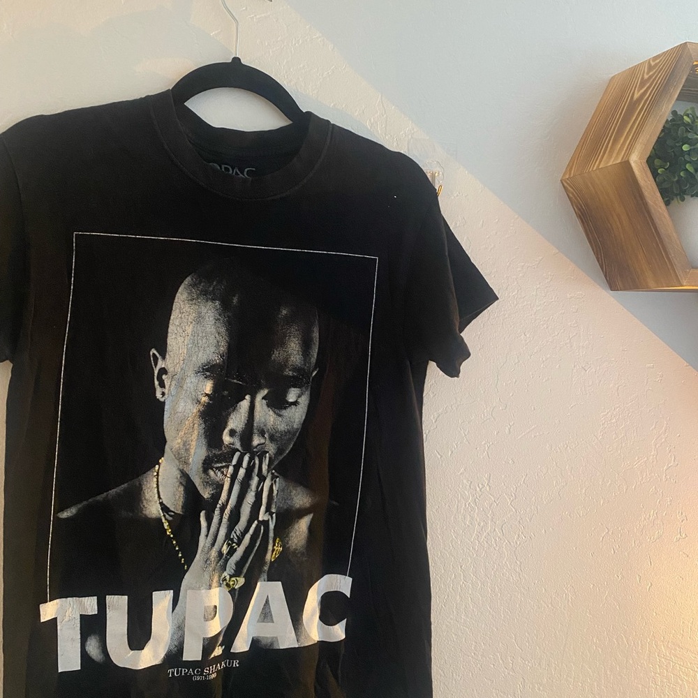 tupac tshirt